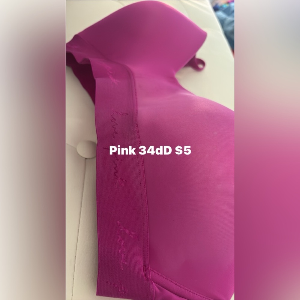 Victoria Secret bras sizes vary
